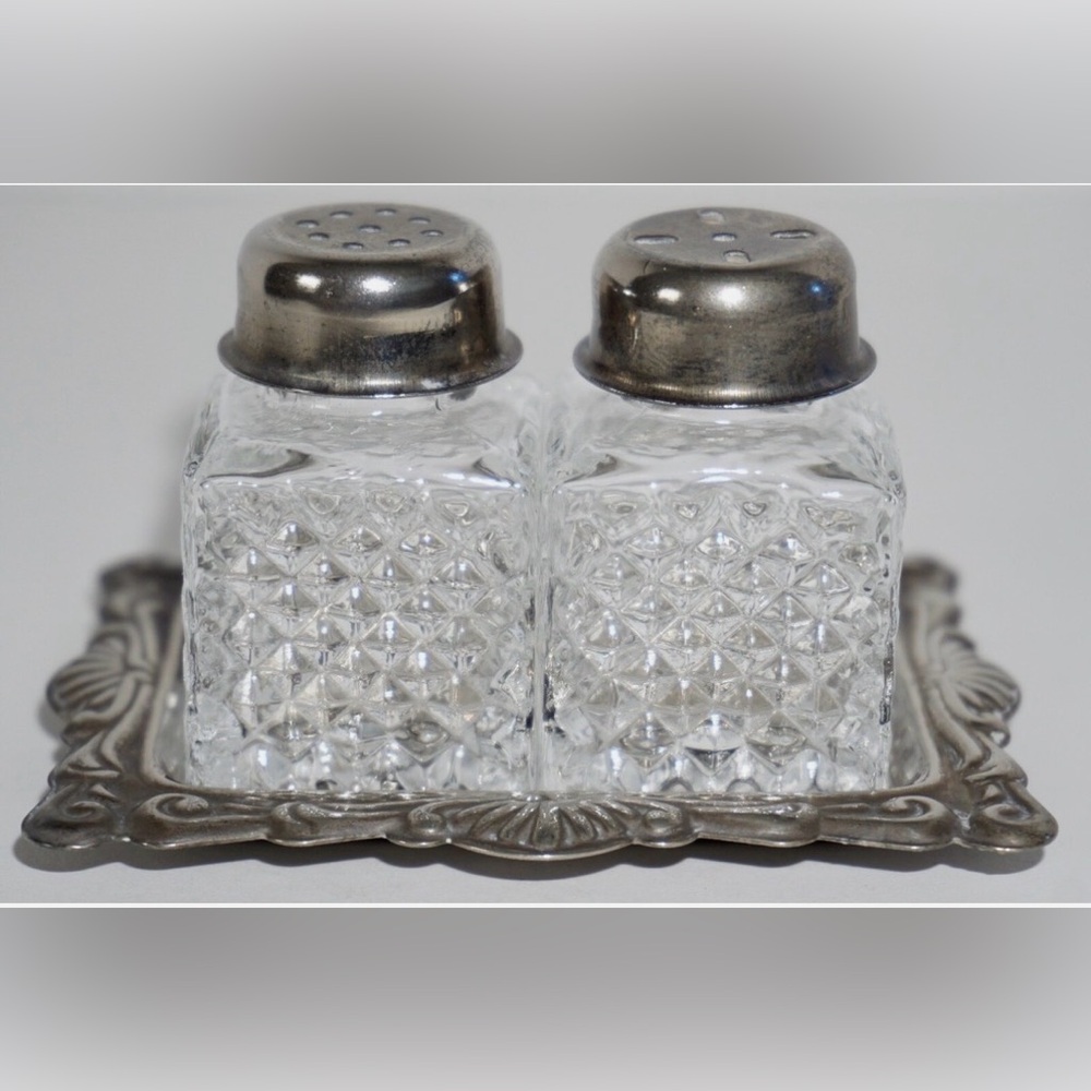 Vintage Crystal & Silver Plate Salt & Pepper Shakers w/Matching Tray